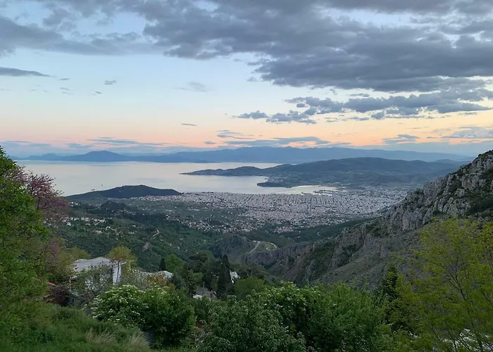 Παραδοσιακο σπιτι μακρινιτσα